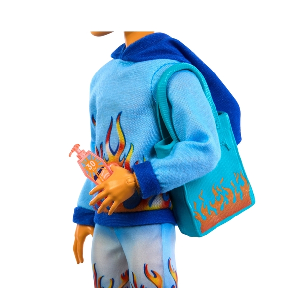 NEW!!! Monster High Scare-adise Island Heath Burns Fashion Doll with Swim Trunks - Picture 3 of 5